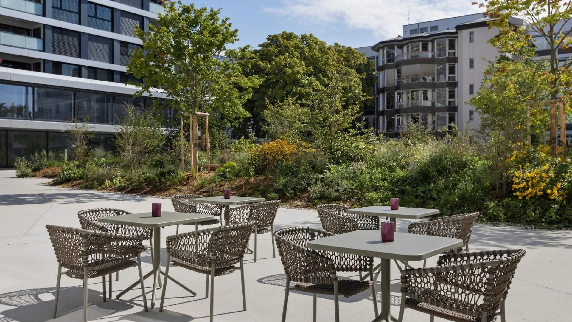 Residence Inn By Marriott Geneva City Nations 4*,