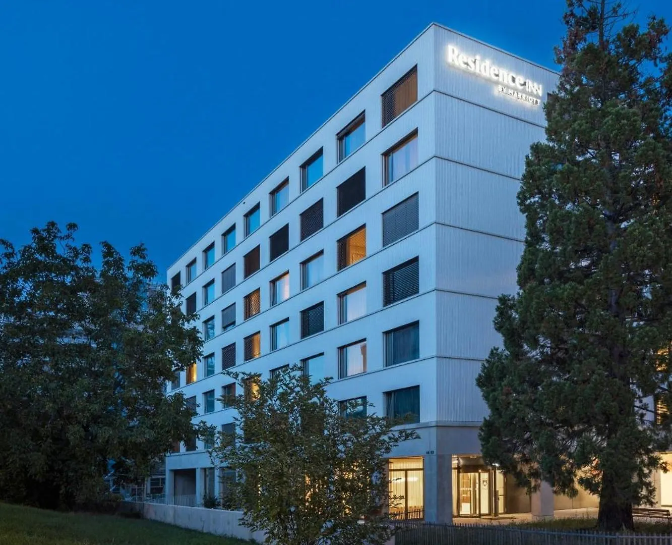 Residence Inn By Marriott Geneva City Nations 4*,  Švýcarsko